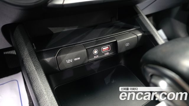 Kia K3 2019 — photo 20