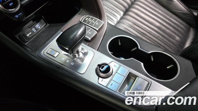 Genesis G70 2018 — photo 9
