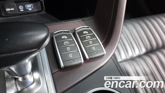 Genesis G70 2018 — photo 17