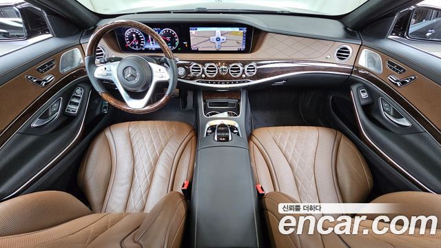 Mercedes-Benz S-Class 2020 — photo 10