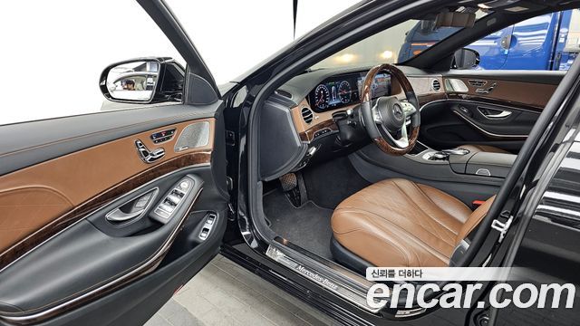 Mercedes-Benz S-Class 2020 — photo 13