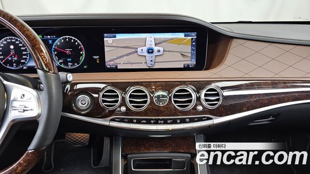 Mercedes-Benz S-Class 2020 — photo 20