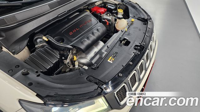 Jeep Compass 2019 — photo 6