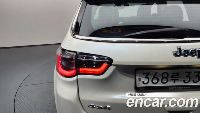Jeep Compass 2019 — photo 9