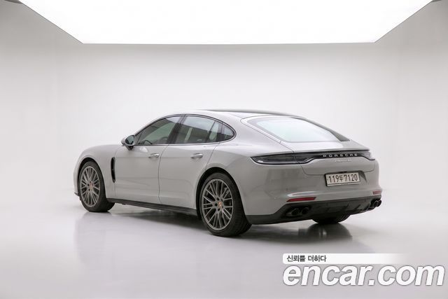 Porsche Panamera 2023 — photo 8