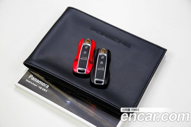 Porsche Panamera 2023 — photo 20