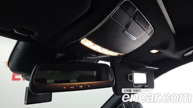Mercedes-Benz S-Class 2015 — photo 23