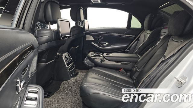 Mercedes-Benz S-Class 2015 — photo 16