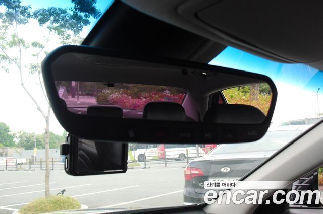 Genesis EQ900 2016 — photo 11