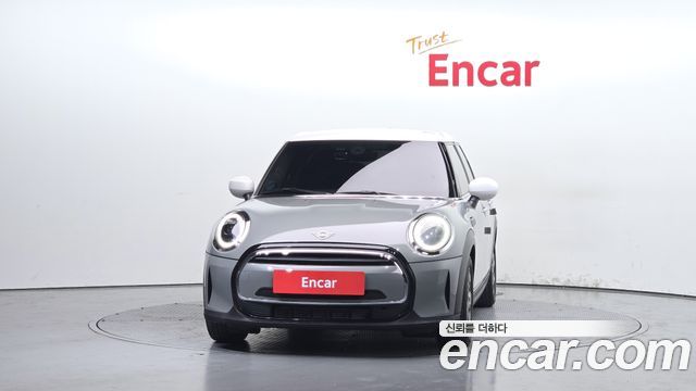 Mini Cooper 2022 — photo 3