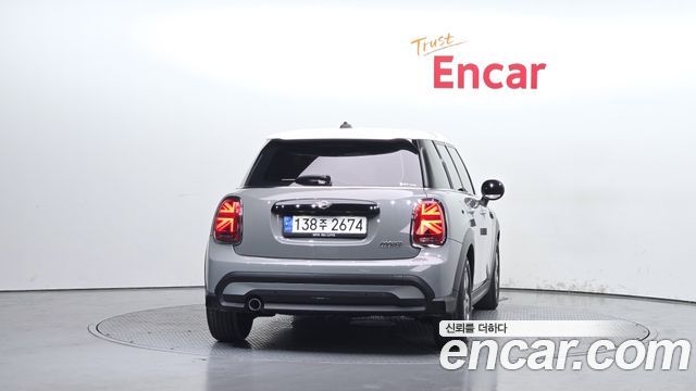 Mini Cooper 2022 — photo 4