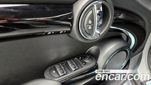 Mini Cooper 2022 — photo 14