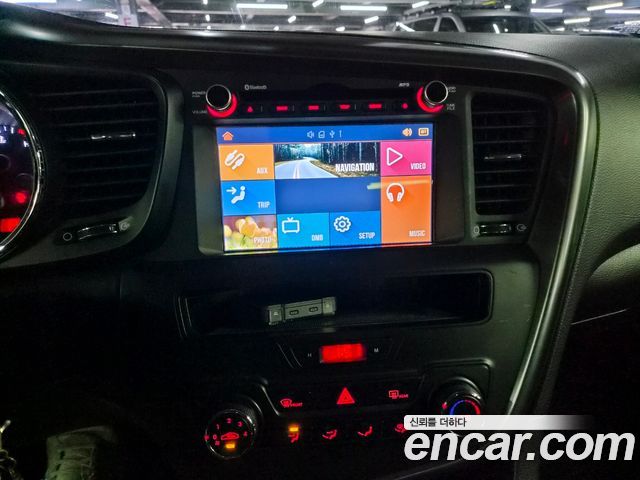 Kia K5 2013 — photo 9