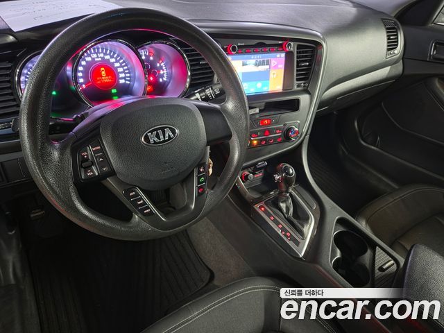 Kia K5 2013 — photo 13