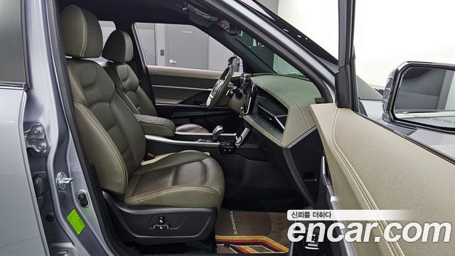KG Mobility Torres 2023 — photo 12