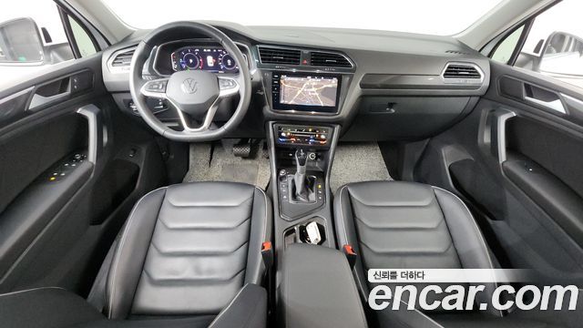 Volkswagen Tiguan 2023 — photo 7