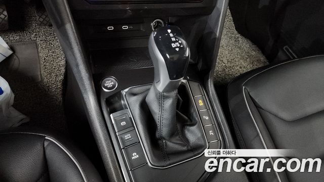 Volkswagen Tiguan 2023 — photo 9