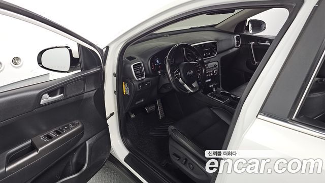 Kia Sportage 2019 — photo 13