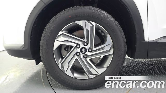 Hyundai Santafe 2023 — photo 5