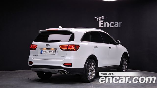 Kia Sorento 2019 — photo 2