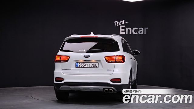 Kia Sorento 2019 — photo 4