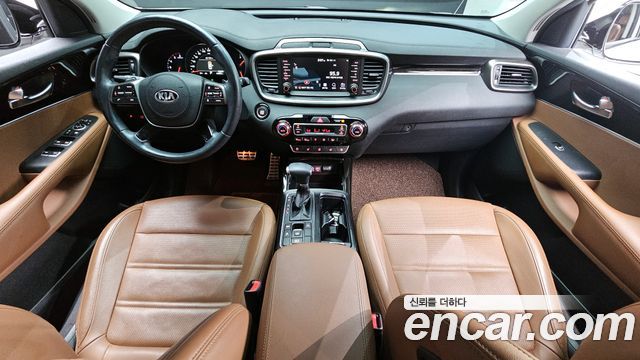 Kia Sorento 2019 — photo 10