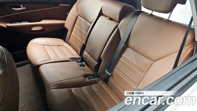 Kia Sorento 2019 — photo 32