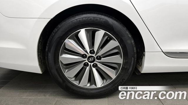 Hyundai Grandeur 2017 — photo 5