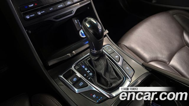 Hyundai Grandeur 2017 — photo 9