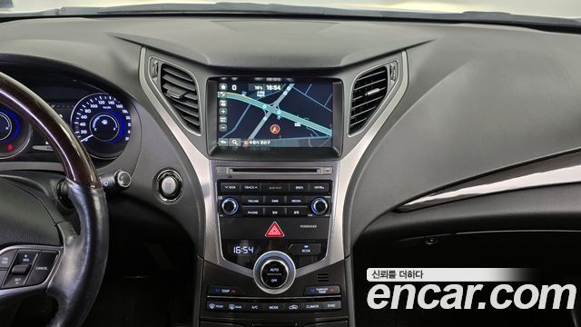 Hyundai Grandeur 2017 — photo 13