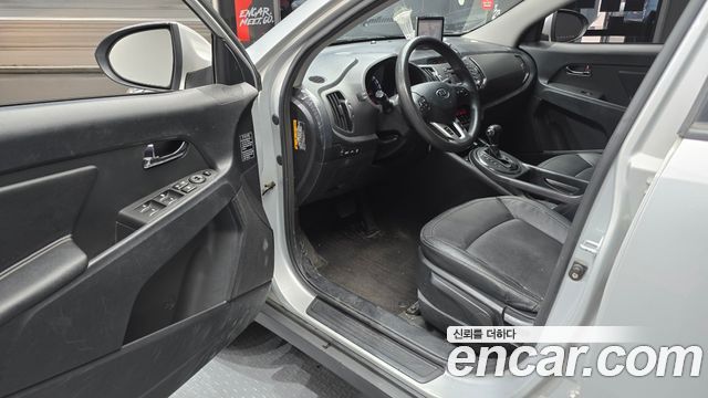 Kia Sportage 2012 — photo 13