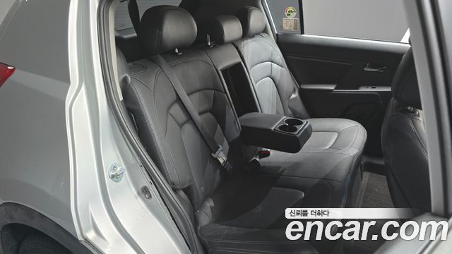 Kia Sportage 2012 — photo 18