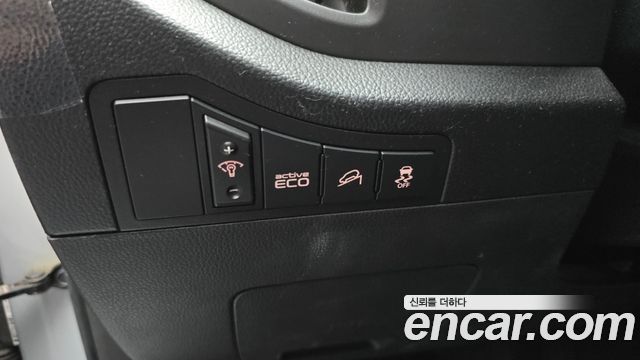 Kia Sportage 2012 — photo 27