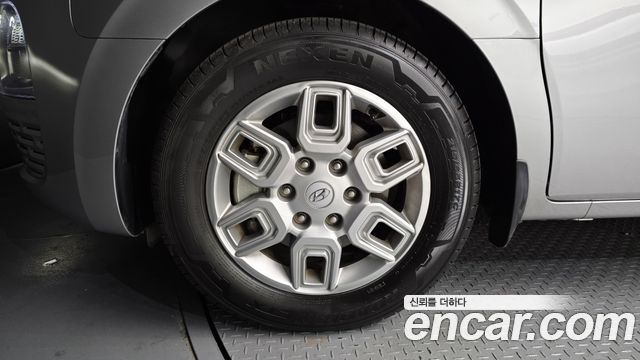 Hyundai Staria 2022 — photo 5