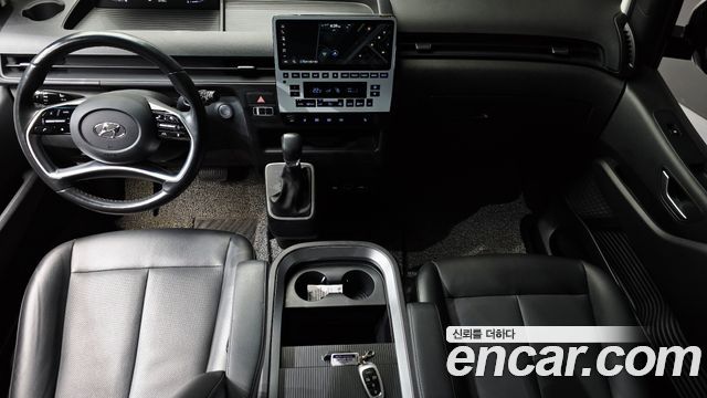 Hyundai Staria 2022 — photo 10