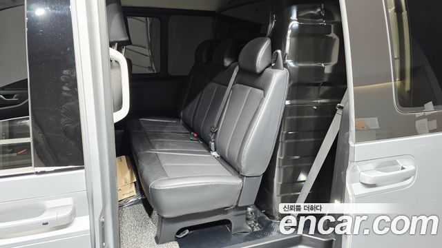 Hyundai Staria 2022 — photo 17