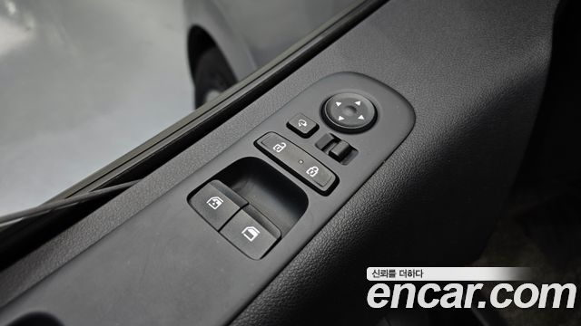 Hyundai Staria 2022 — photo 20