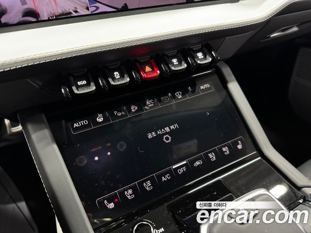 Lamborghini Urus 2025 — photo 10