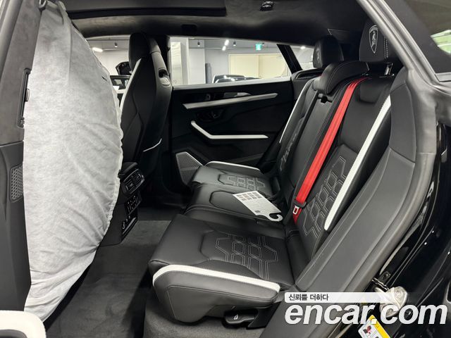Lamborghini Urus 2025 — photo 12