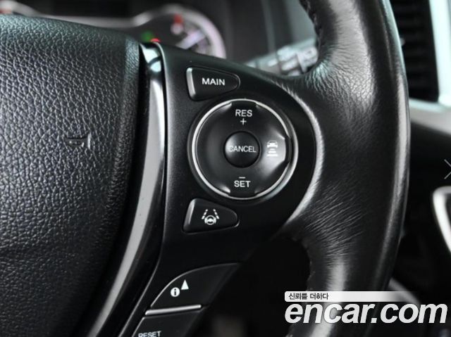 Honda Pilot 2017 — photo 18
