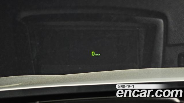 Genesis EQ900 2018 — photo 20