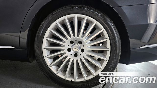 Mercedes-Benz S-Class 2017 — photo 7
