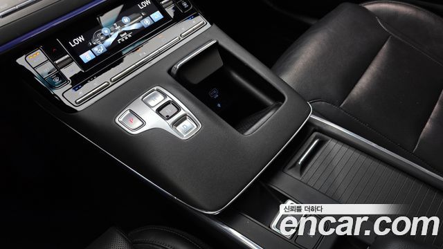 Hyundai Grandeur 2022 — photo 9