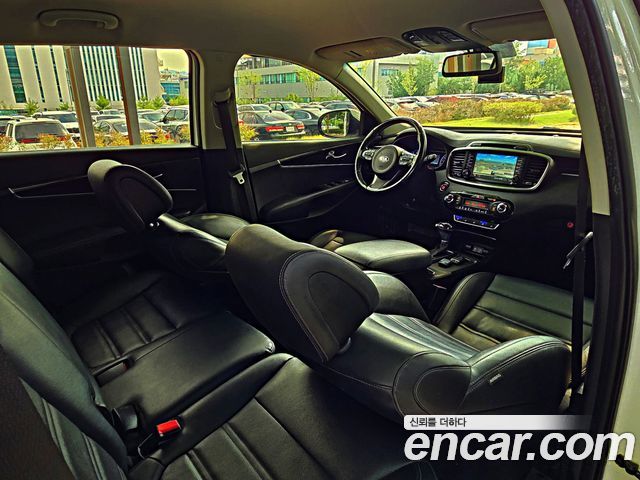Kia Sorento 2016 — photo 16