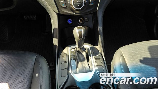 Hyundai Santafe 2016 — photo 12