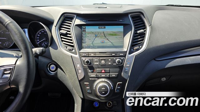 Hyundai Santafe 2016 — photo 19