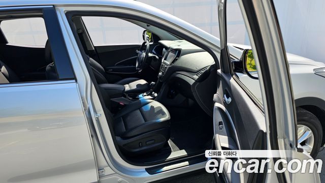Hyundai Santafe 2016 — photo 24