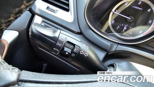 Hyundai Santafe 2016 — photo 29