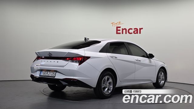 Hyundai AVANTE 2021 — photo 2