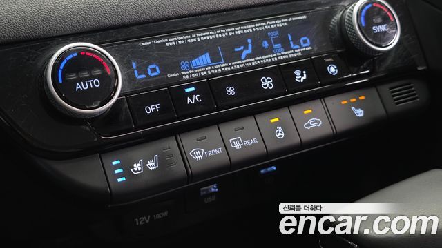 Hyundai AVANTE 2021 — photo 26